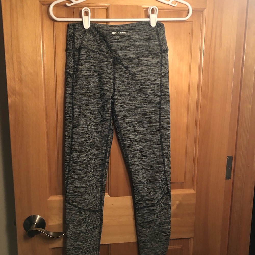 Hollister workout leggings